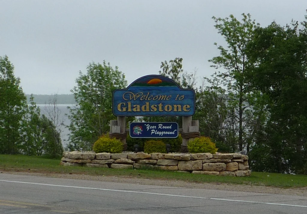 Gladstone OR