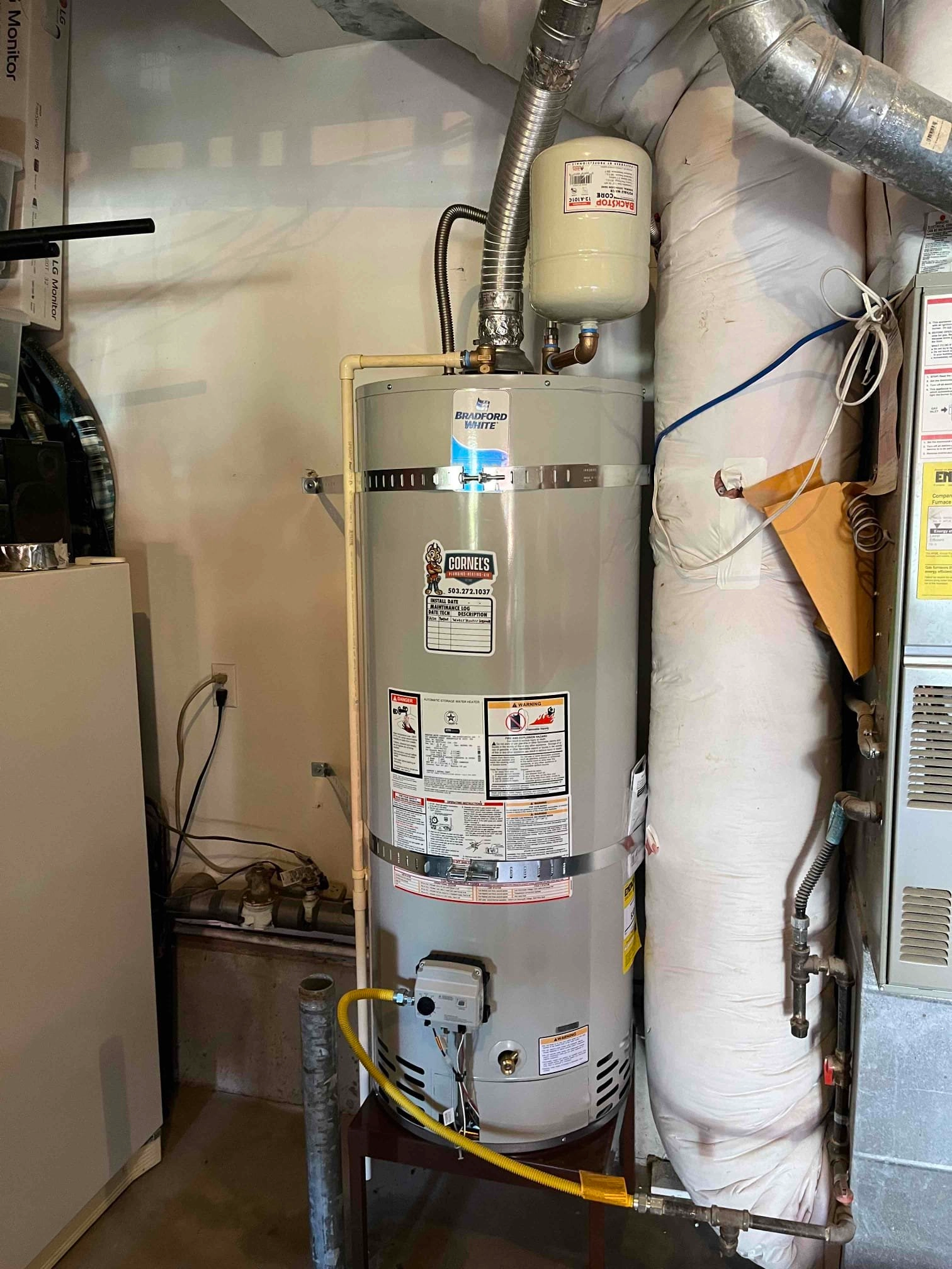 Water Heater Replacement - Cornels - 14271 NW Science Park Dr - (503) 558-2045 - 45.5631065, -122.8327464