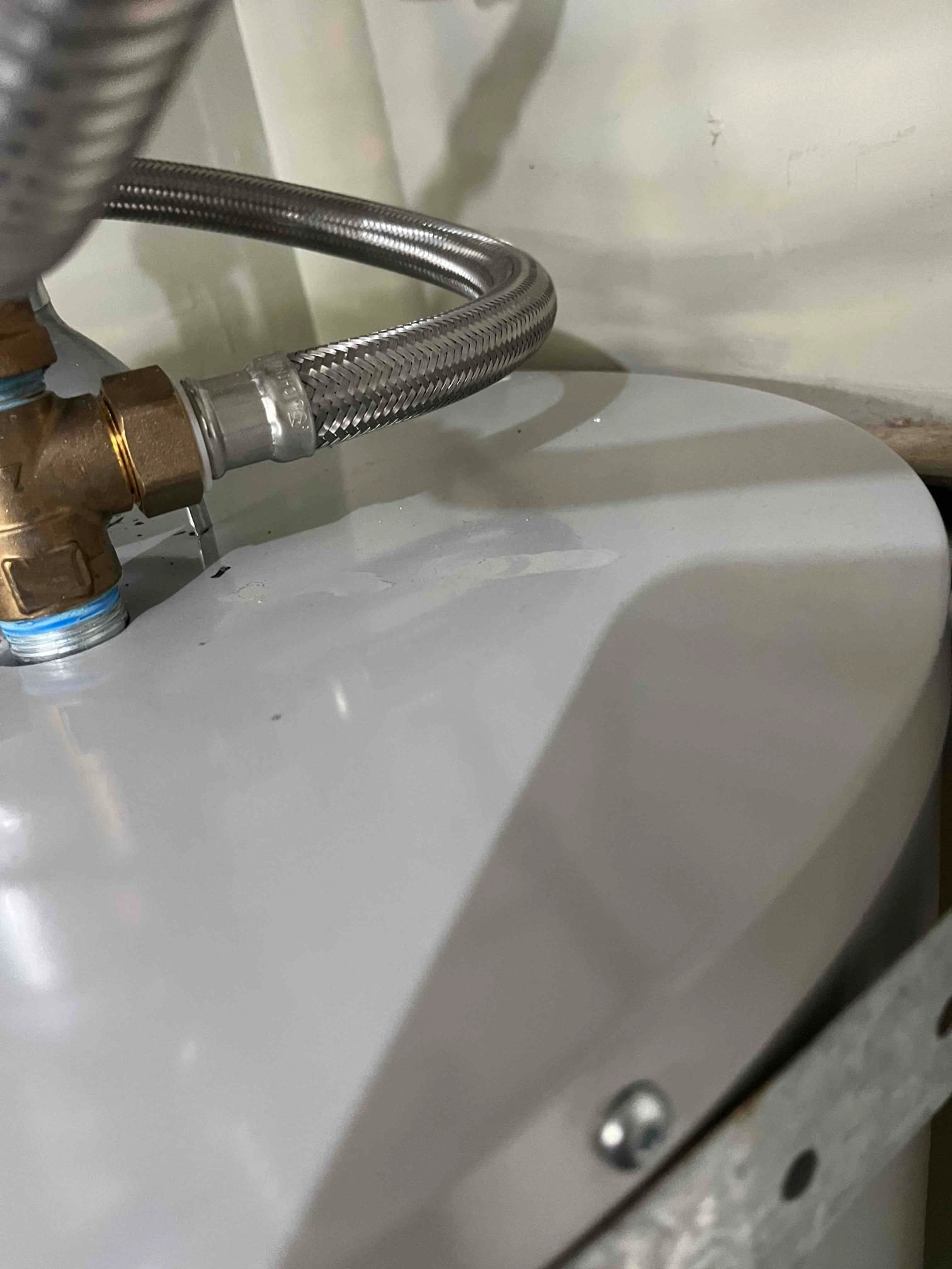 Water Heater Repair - Cornels - 14271 NW Science Park Dr - (503) 558-2045 - 45.53579, -122.9138008