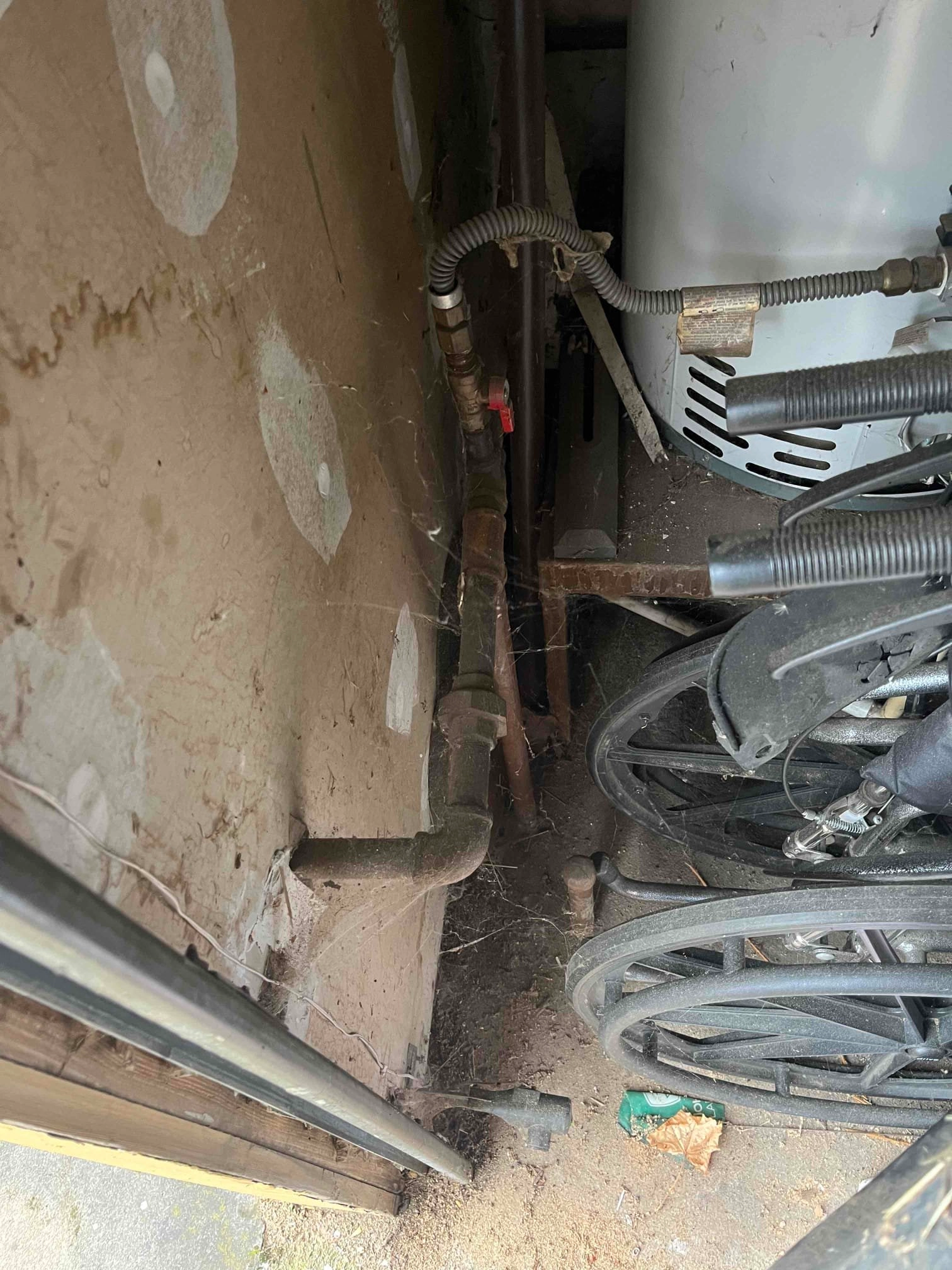 Water Heater Repair - Cornel's Plumbing - 14271 NW Science Park Dr - +1 (503) 558-2045 - 45°31'46.45N, 122°49'37.46W